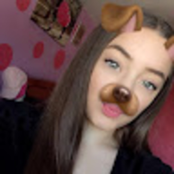 Meet your Posher, Jennifer - Picture 1 of 1